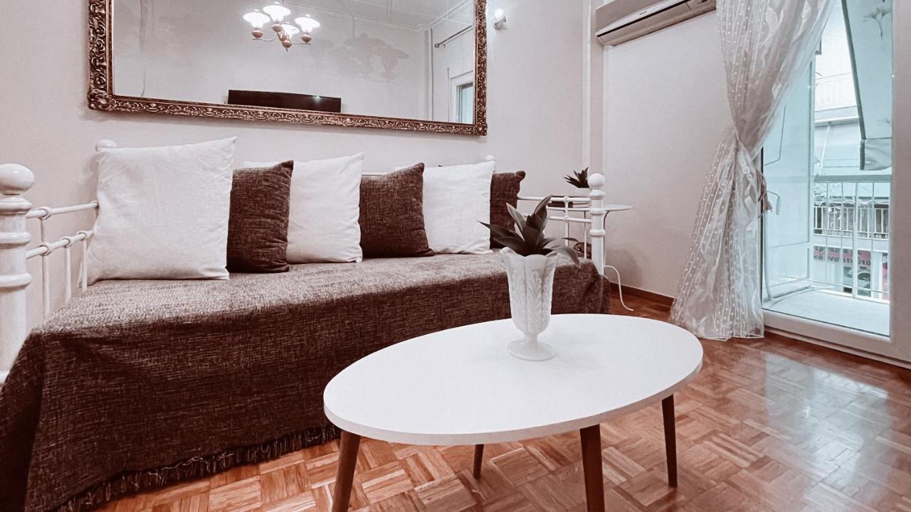 Vintage 2-Bedroom Apt In The Heart Of The City Atene Esterno foto